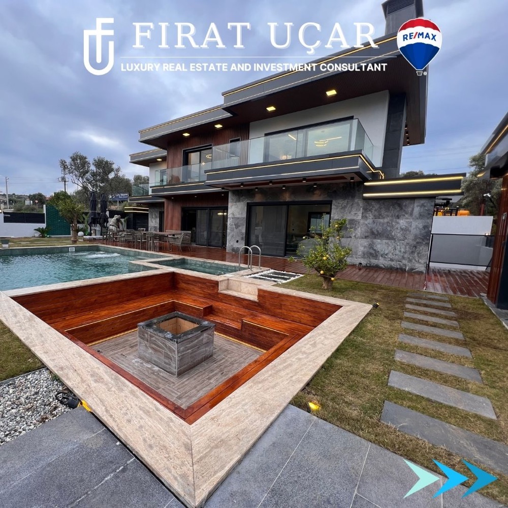 Fırat Uçar 'dan Çeşme Ayayorgi'de Satılık Ultra Lüks Villa