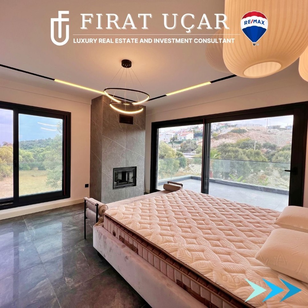 Fırat Uçar 'dan Çeşme Ayayorgi'de Satılık Ultra Lüks Villa