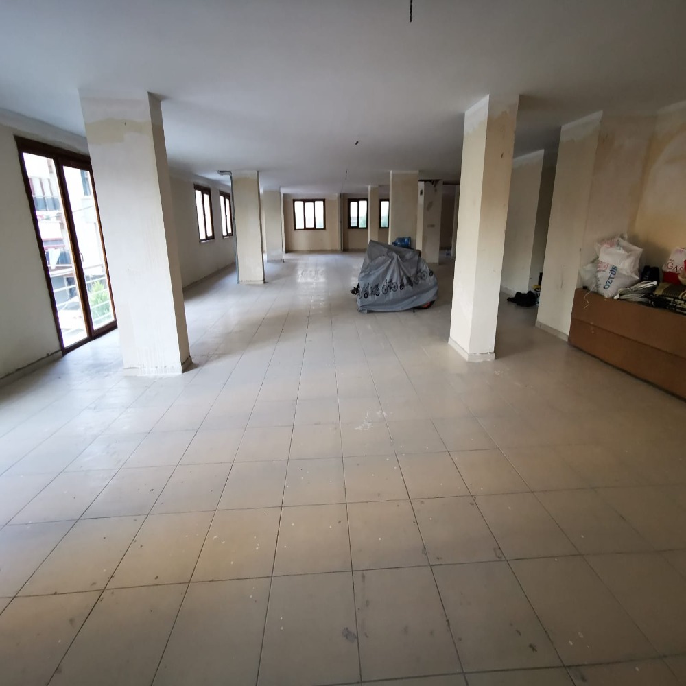 CADDE ÜZERİNDE 250 m2 DEPO