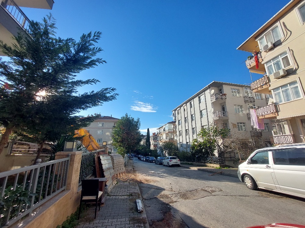  Küçükyalı Çınar Mahallesi'nde | Satılık 2+2 Daire: Yeni Bina, Kapanmaz Deniz Manzaralı.