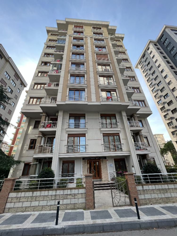 ErenKöy Mahallesiİ Yeni Binada Marmaraya Çok Yakın Nezih Konumda 80m2 Satılık 2+1 Daire