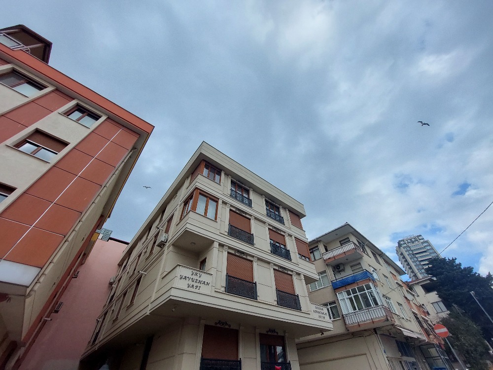 Çınar Mahallesi 4 Yıllık Binada Toplu Taşımlara Çok Yakın Satılık 55m2 1+1 Daire